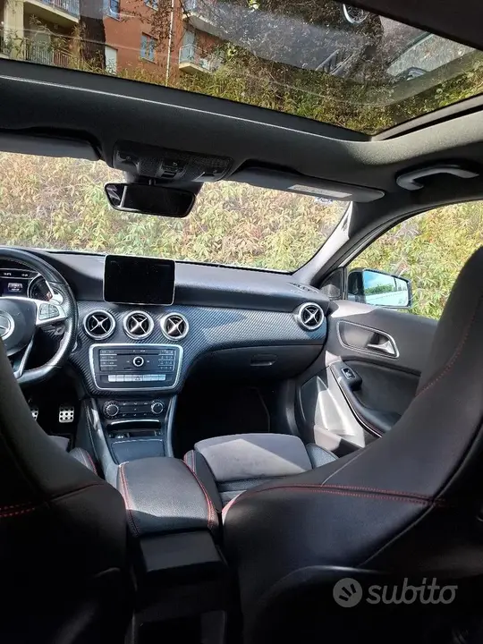 Mercedes-Benz A200D 2017 photo 3