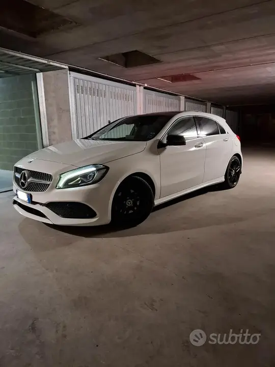 Mercedes-Benz A200D 2017 photo 2
