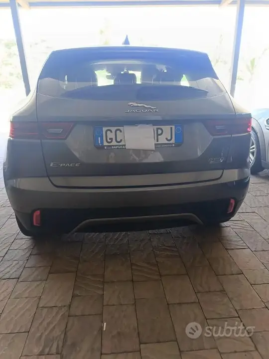 Jaguar E-Pace 2020 photo 3