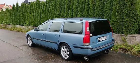 Volvo V70 2004 photo 2