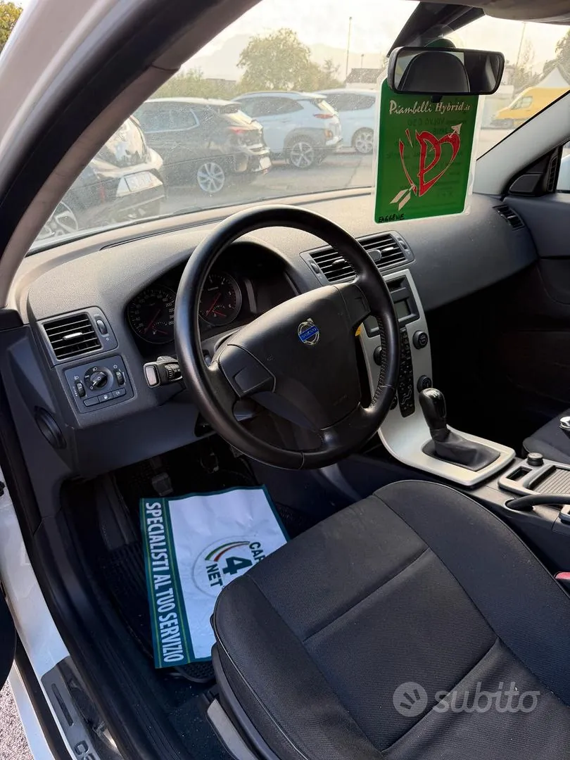 Volvo C30 2010 photo 4