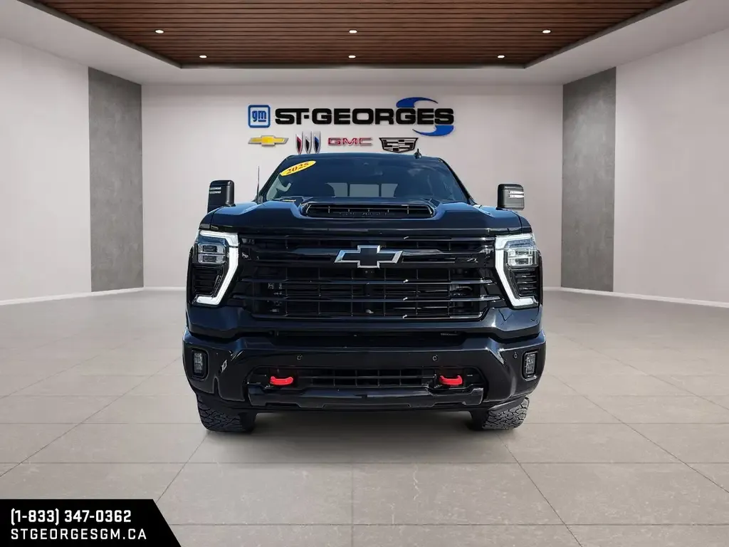 Chevrolet Silverado 2500 2025 photo 2
