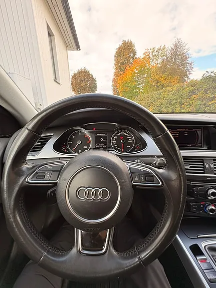 Audi A4 2013 photo 5