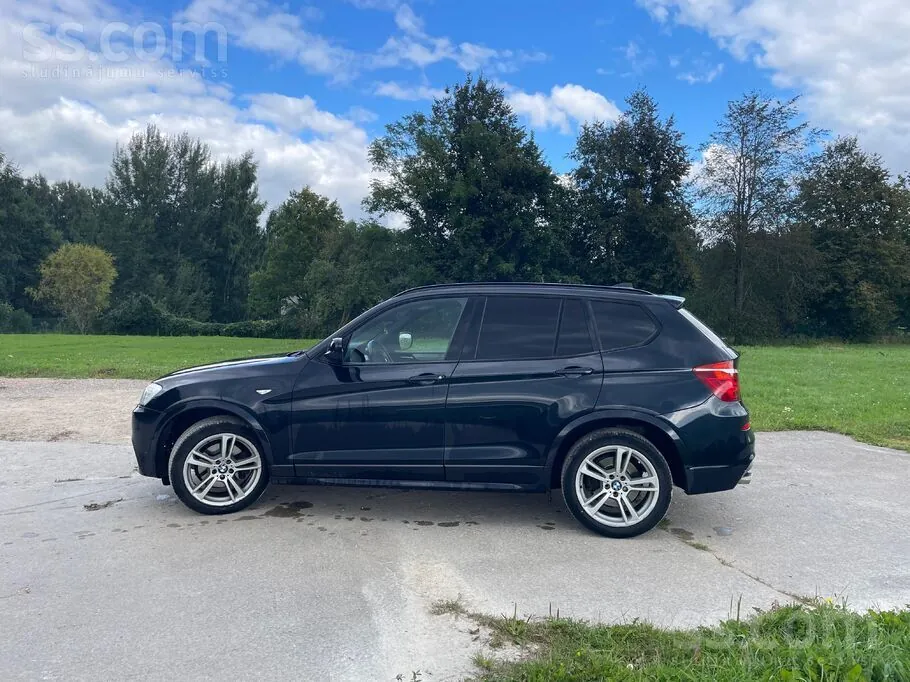 BMW X3 2012 photo 3
