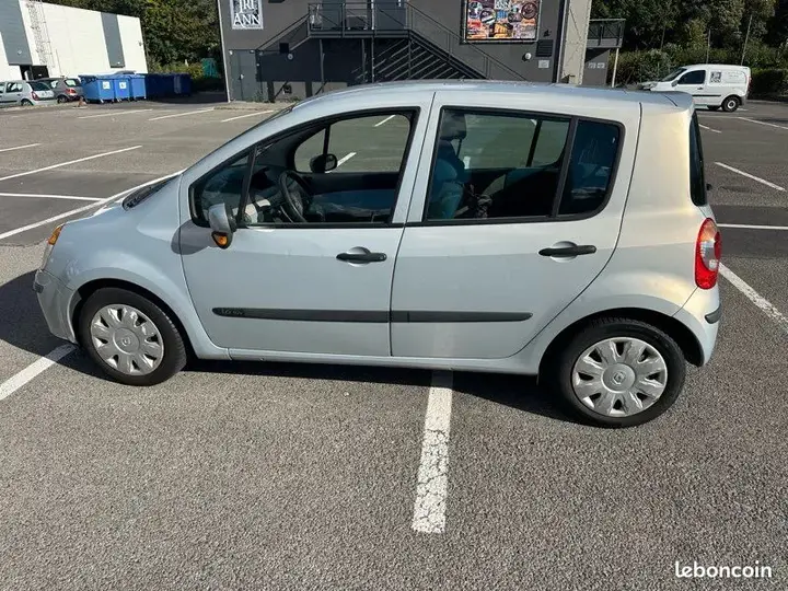 Renault Modus 2004 photo 2