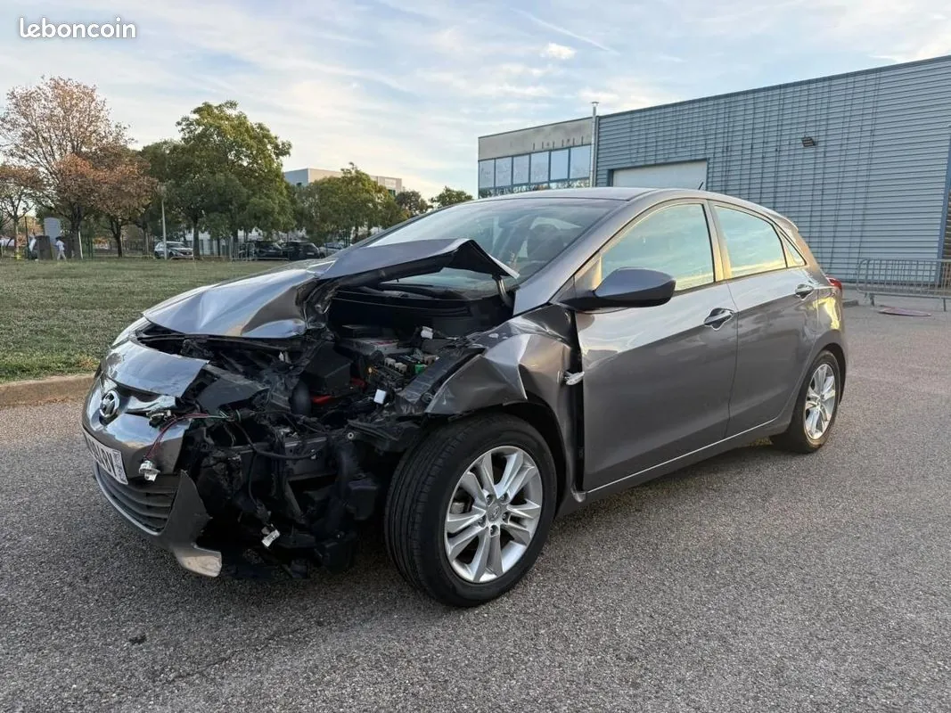 Hyundai I30 2013 photo 2