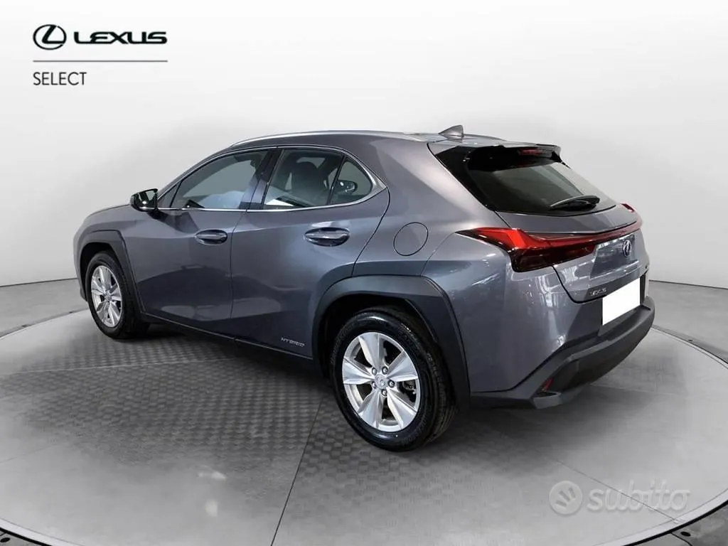 Lexus Ux 2019 photo 4
