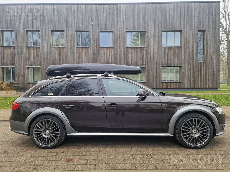 Audi A4 2012 photo 3