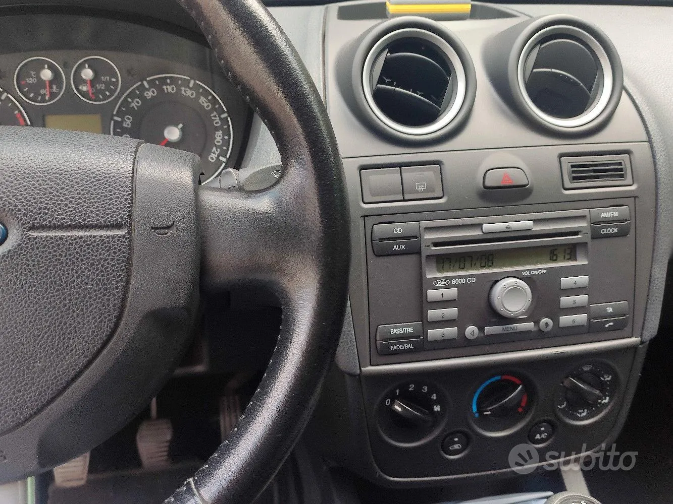 Ford Fiesta 2007 photo 3