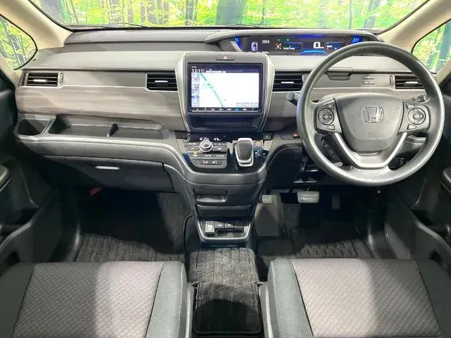 Honda Freed 2023 photo 2