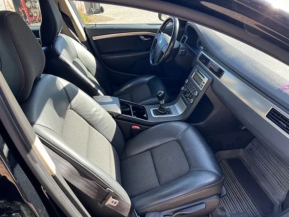 Volvo V70 2009 photo 3