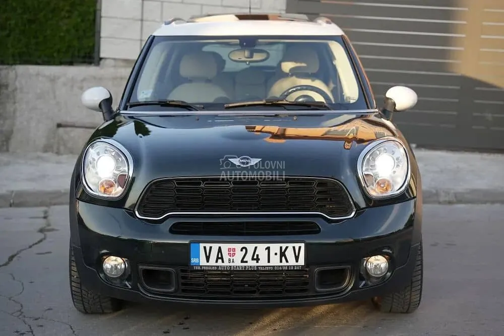 Mini Countryman 2012 photo 2