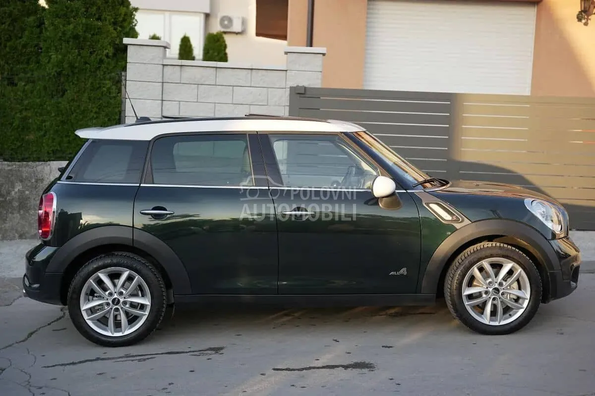 Mini Countryman 2012 photo 4