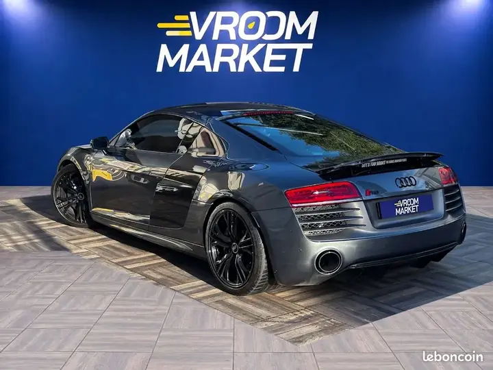 Audi R8 2014 photo 5