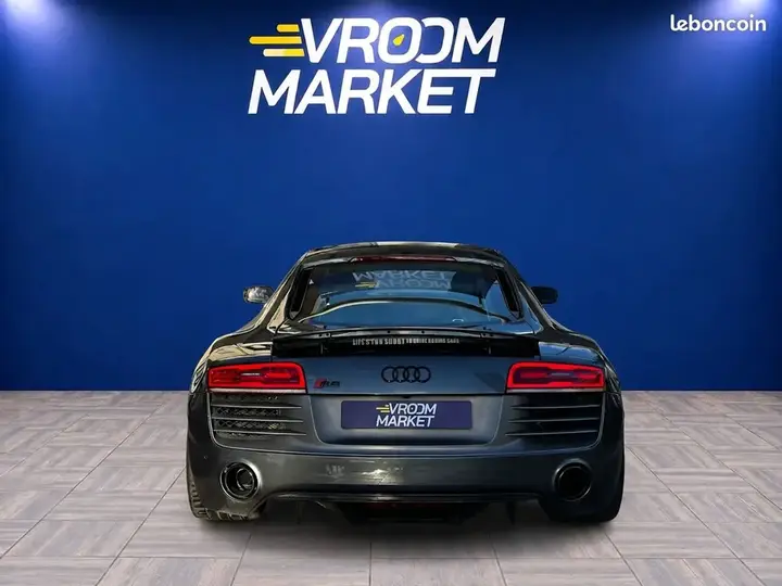Audi R8 2014 photo 4