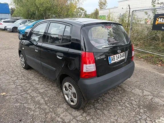 Kia Picanto 2006 photo 3