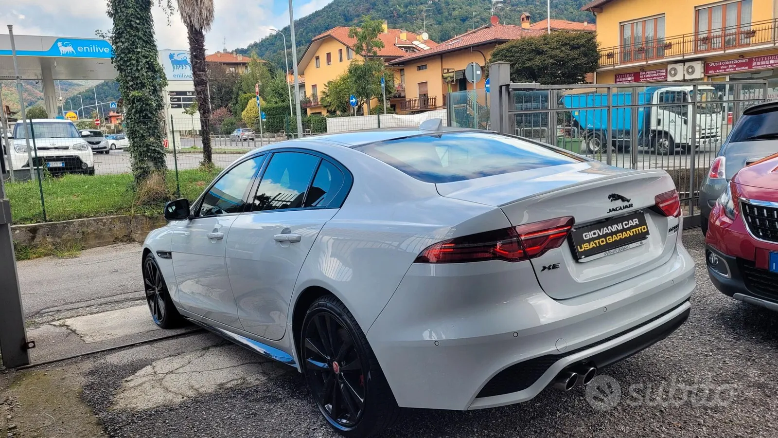 Jaguar Xe 2021 photo 3