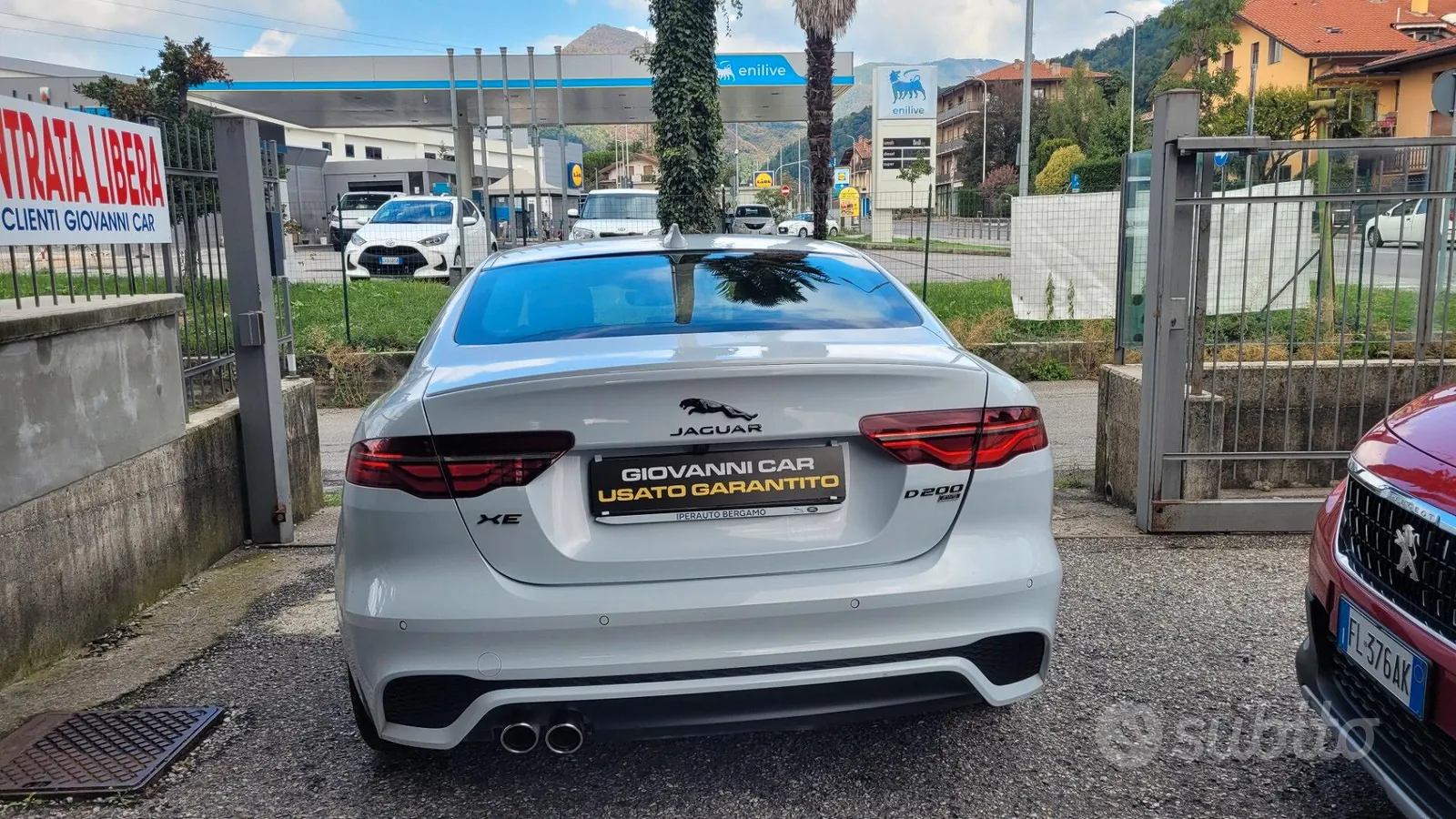 Jaguar Xe 2021 photo 4