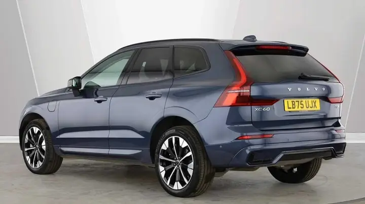 Volvo Xc60 2025 photo 3