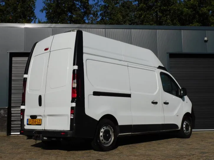 Opel Vivaro 2018 photo 3