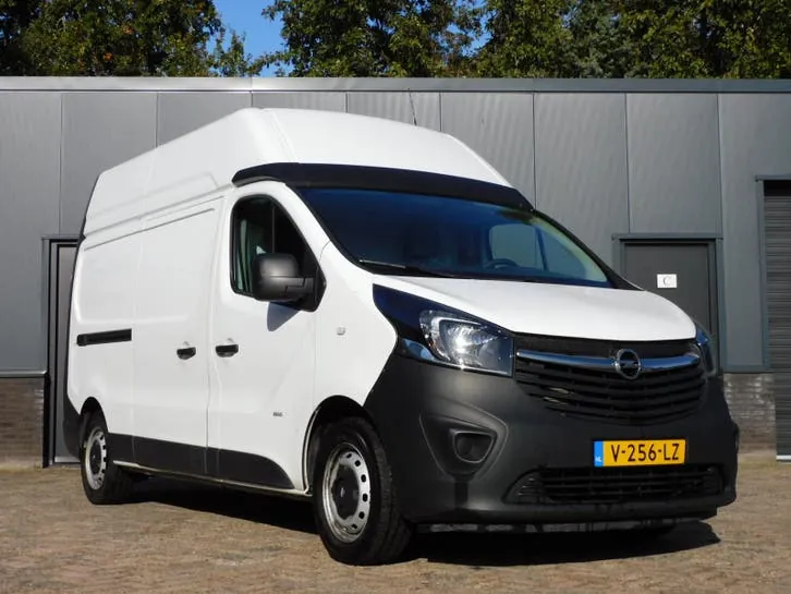 Opel Vivaro 2018 photo 2