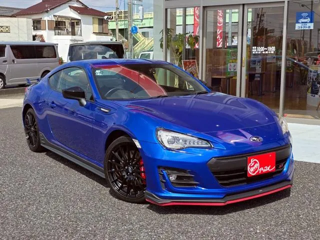 Subaru Sti 2018 photo 2