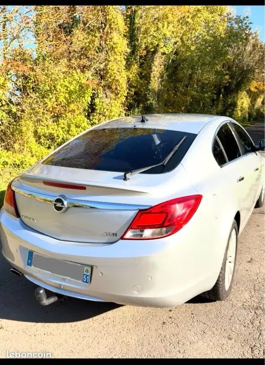 Opel Insignia 2009 photo 2
