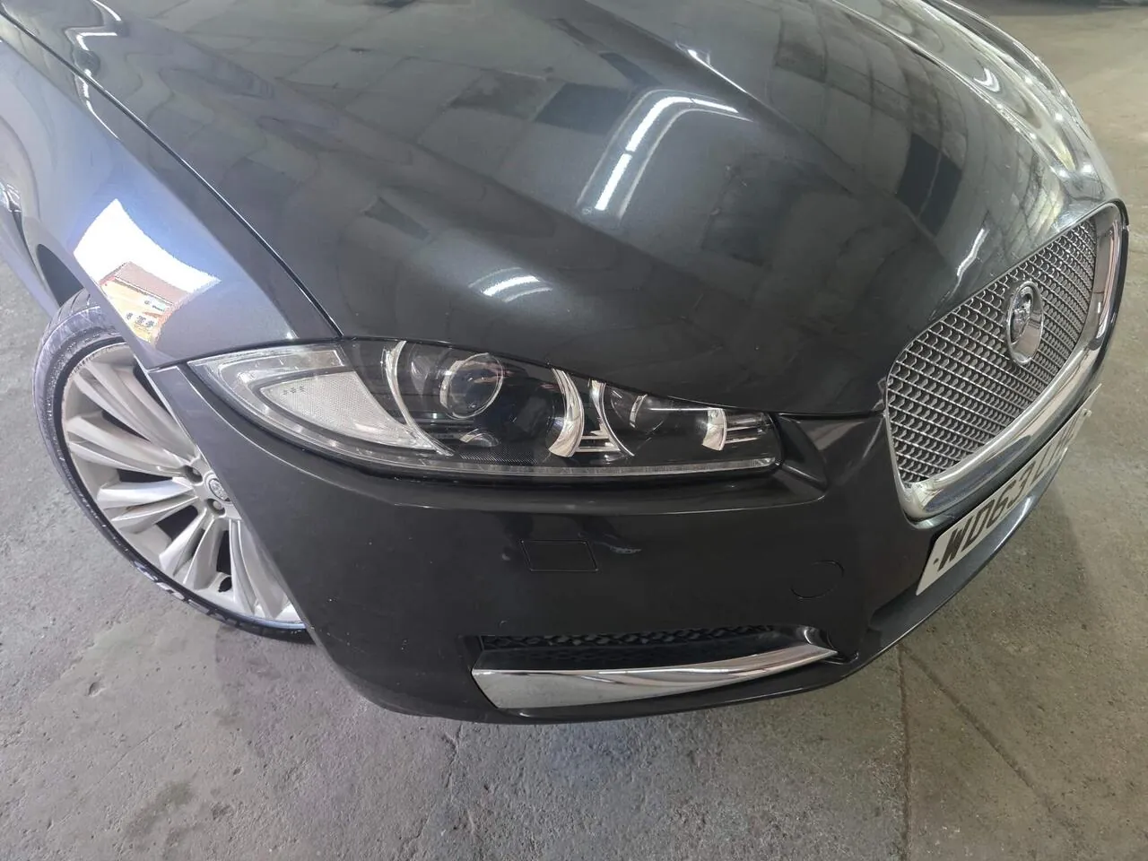 Jaguar Xf 2013 photo 2
