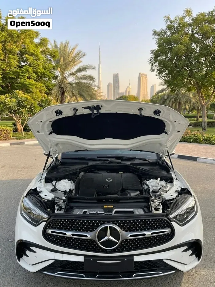 Mercedes-Benz Glc300 2025 photo 2