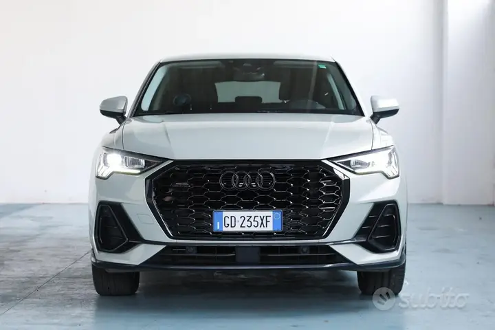 Audi Q3 2021 photo 4
