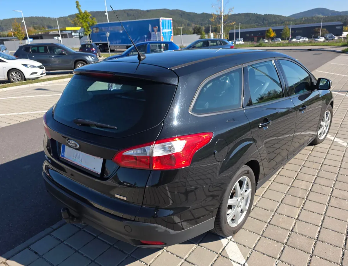 Ford Focus 2012 photo 3