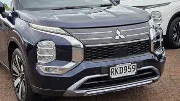 Mitsubishi Outlander 2025 photo 3