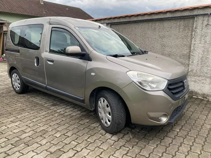 Dacia Dokker 2014 photo 2
