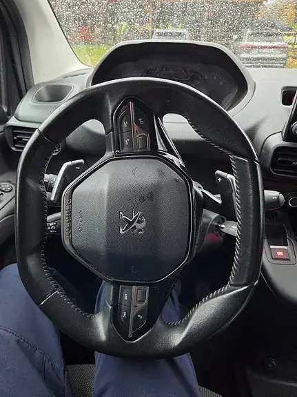 Peugeot Partner 2021 photo 2