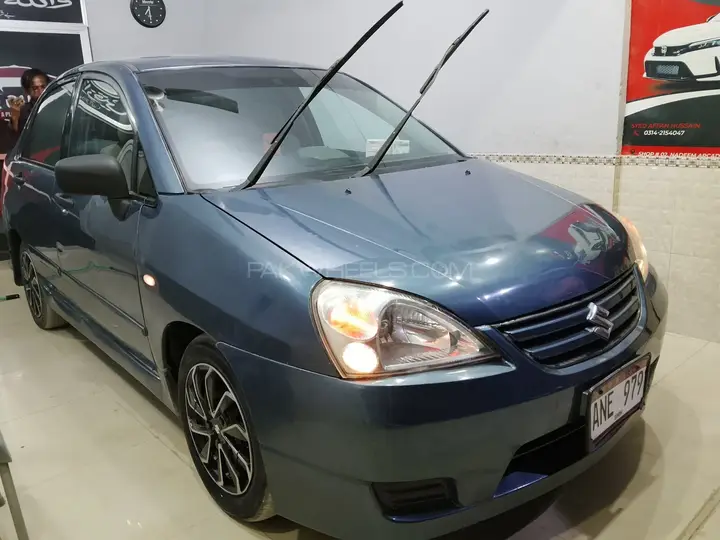 Suzuki Liana