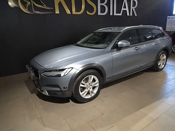 Volvo V90 Cross Country 2018 photo 2