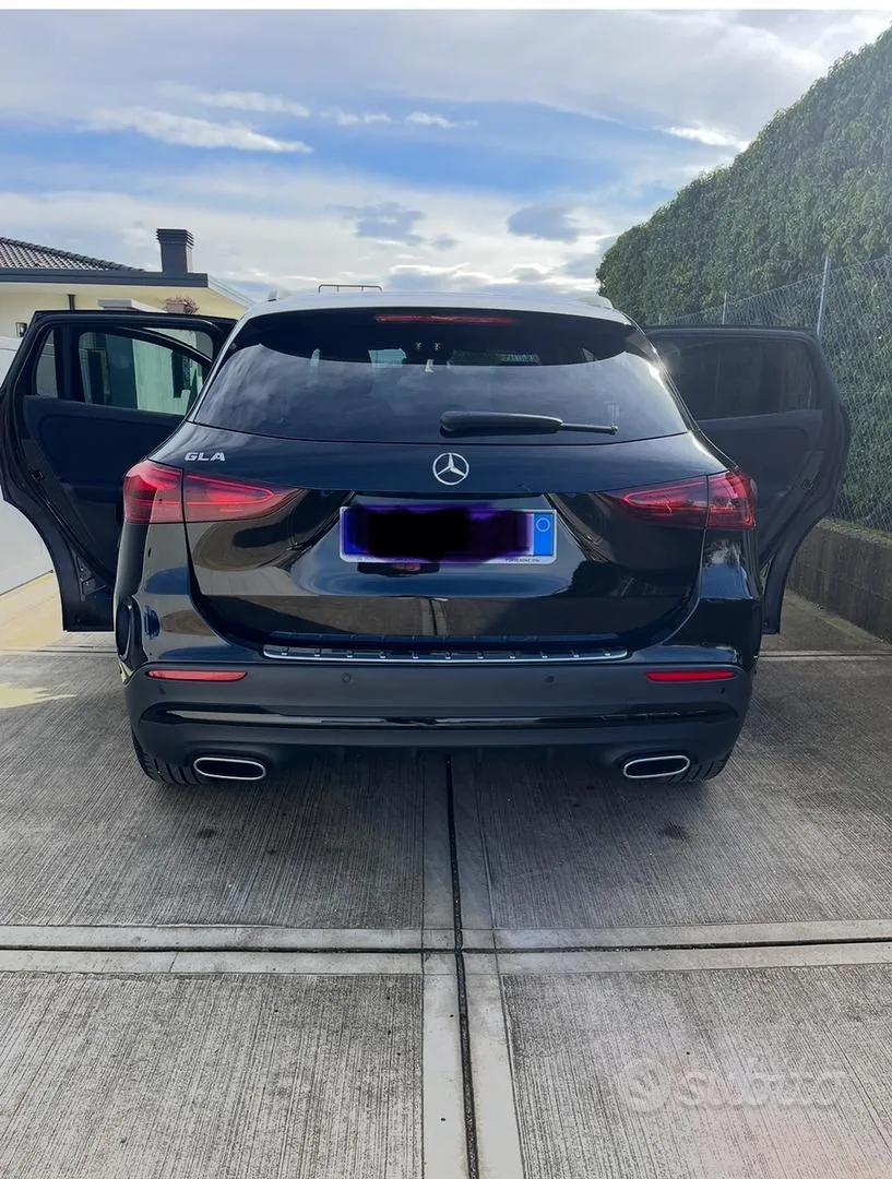 Mercedes-Benz Gla 2025 photo 3