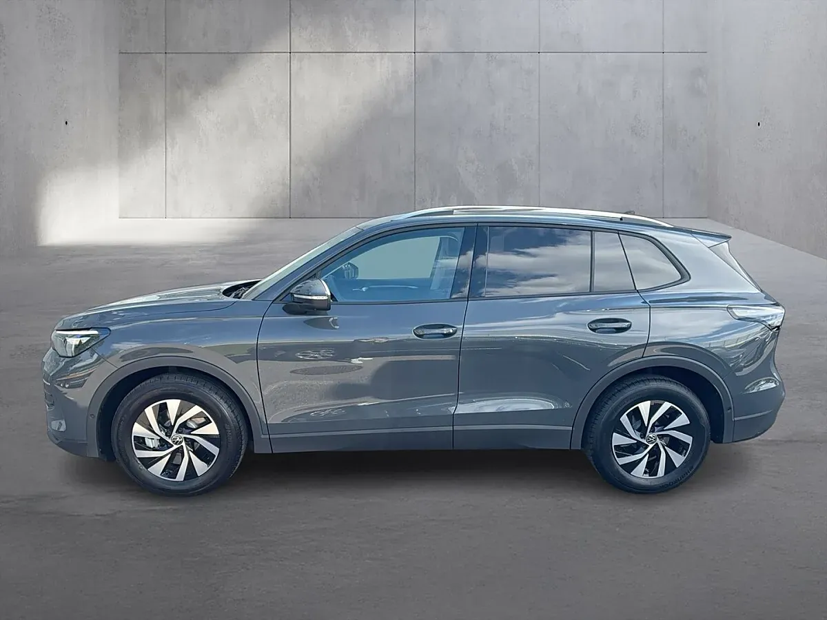 Volkswagen Tiguan 2026 photo 2
