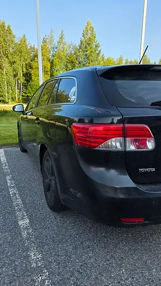 Toyota Avensis 2015 photo 4