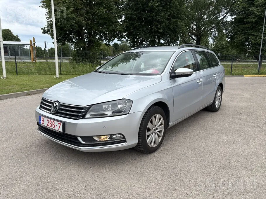 Volkswagen Passat 2012 photo 4