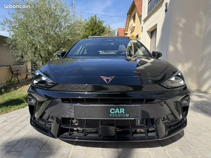 Cupra Leon 2025 photo 2