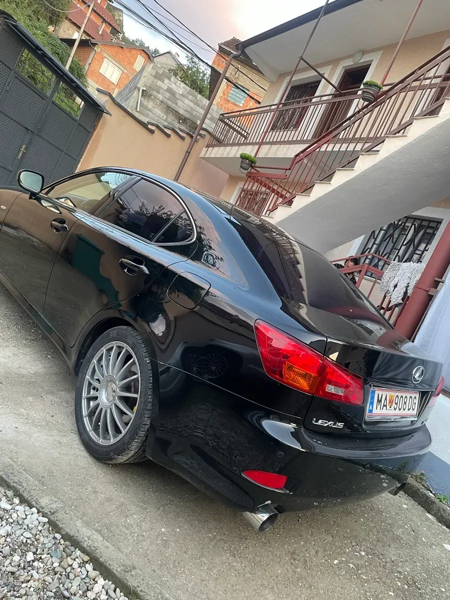 Lexus Is 250 2006 photo 2