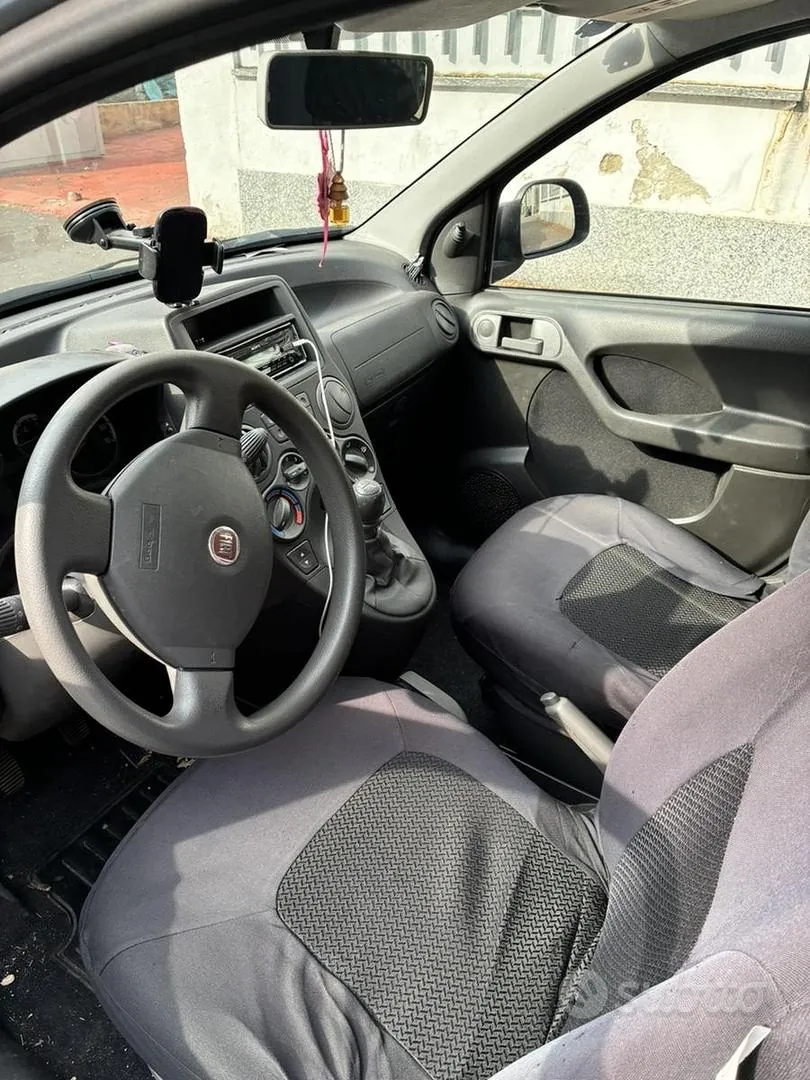 Fiat Panda 2011 photo 4