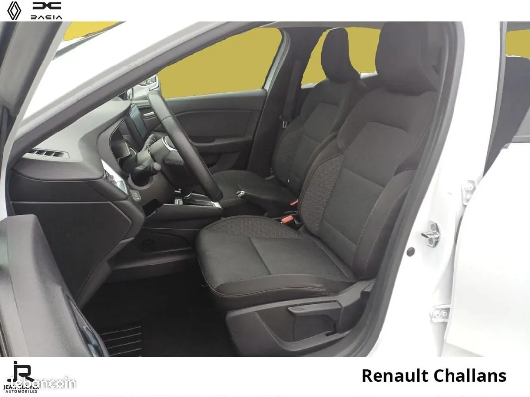 Renault Clio 2022 photo 3