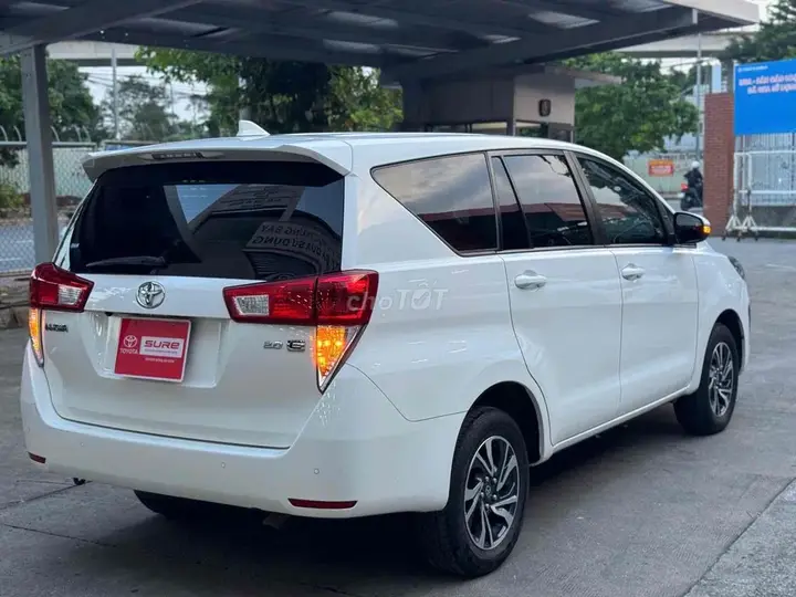 Toyota Innova 2023 photo 3