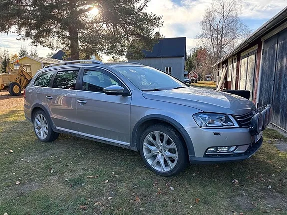 Volkswagen Passat Alltrack 2012 photo 3