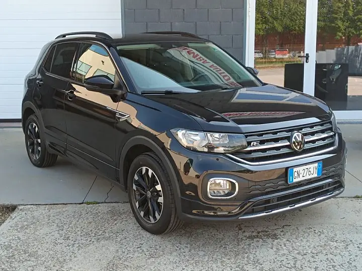 Volkswagen T-Cross 2023 photo 2