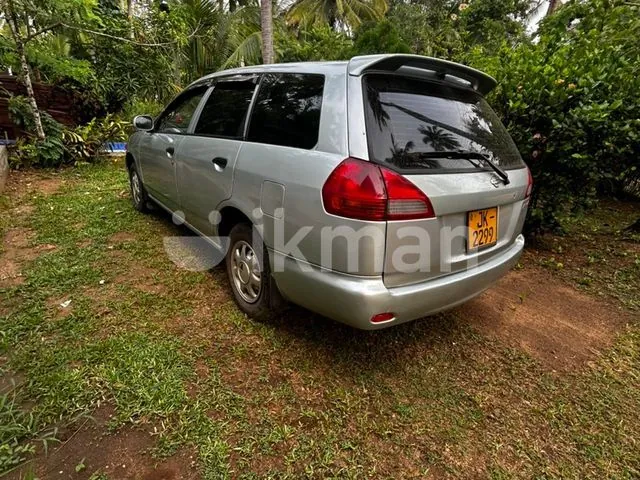 Nissan Ad Wagon 2001 photo 2