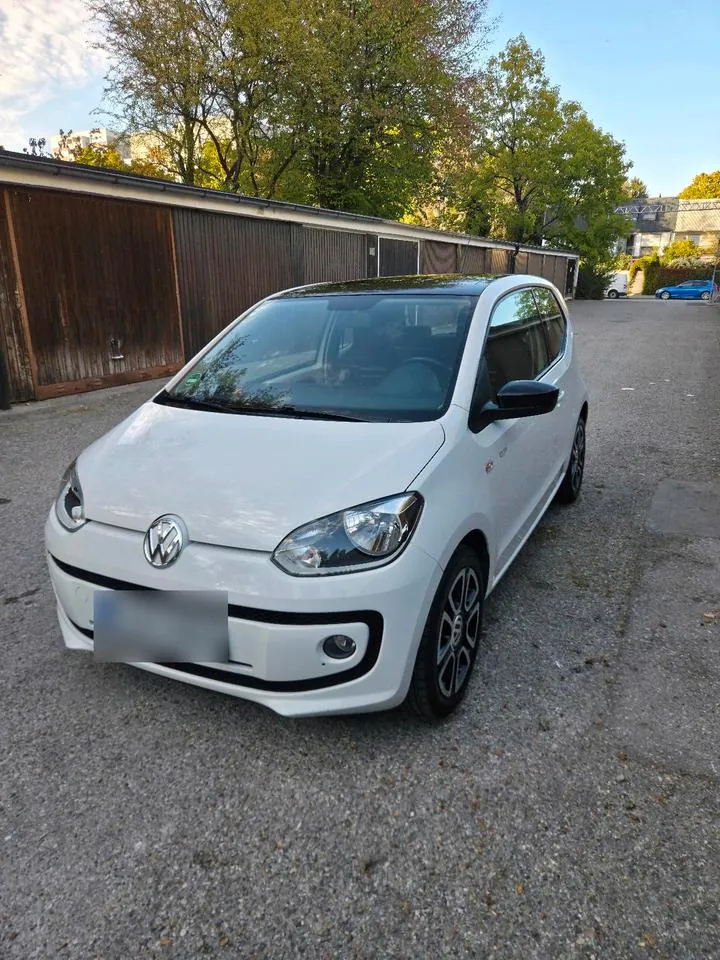 Volkswagen Up