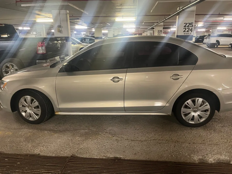 Volkswagen Jetta 2011 photo 3